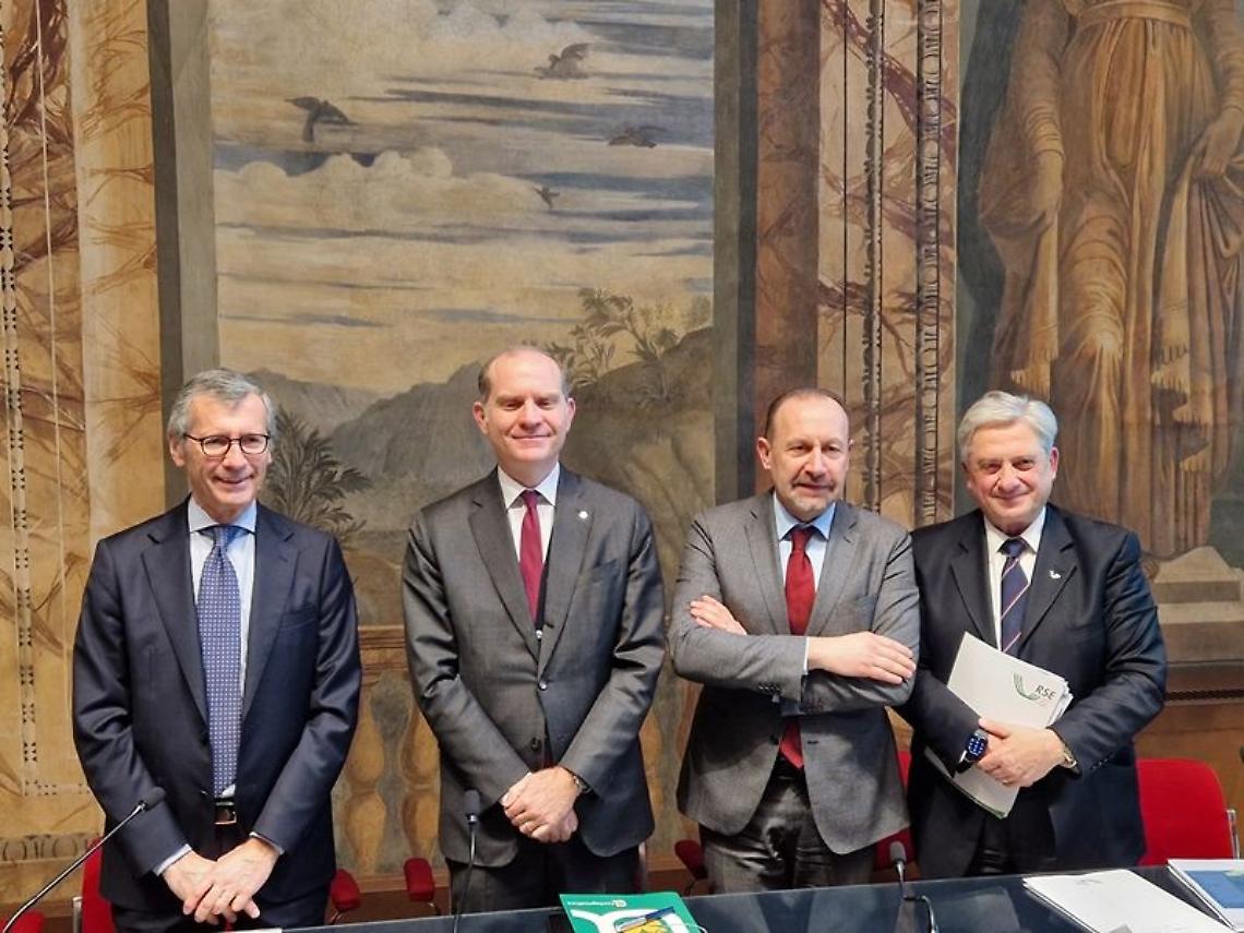 Da sinistra Nicola Monti (Edison), Massimiliano Giansanti (Confagricoltura), Paolo Arrigoni (GSE), Franco Cotana (RSE)