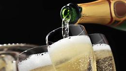 Trump minaccia dazi al 200% per i vini europei